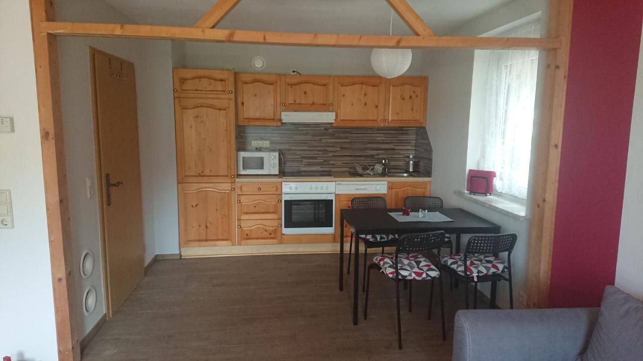 Ferienwohnung FeWo Erika Lengenfeld  Exterior foto